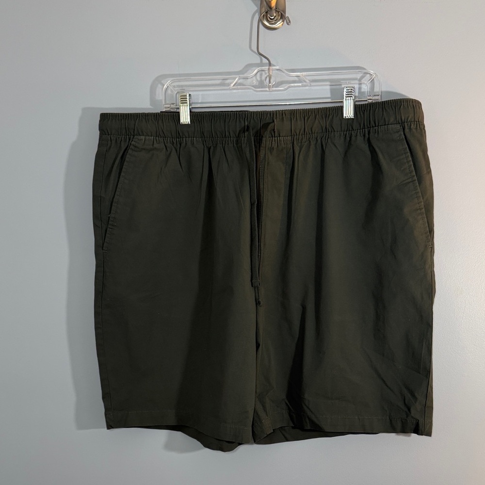 Banana Republic Men’s Olive Drawstring 9” Deck Short Size XXL